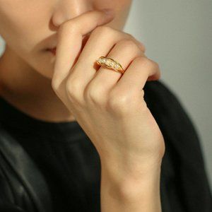Senior sense pea pod design index finger ring opening pearl ring